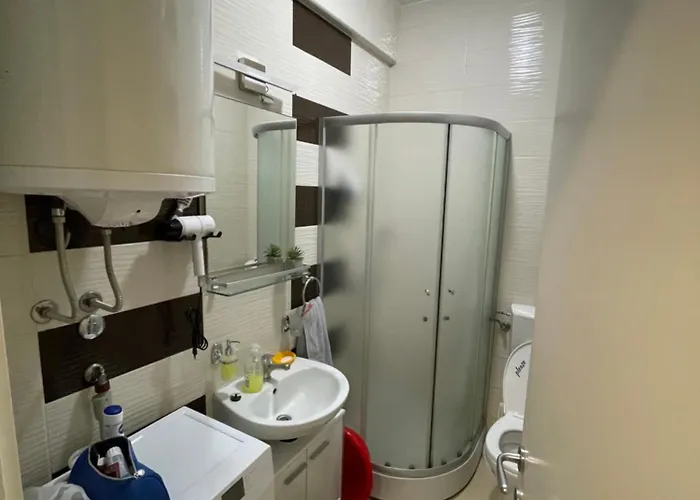 アパート Bella 2 ズラティボール